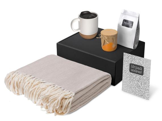 Подарочный набор «Re:y. Nest» с пледом, кружкой и вареньем